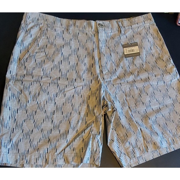 NWT Men's Eddie Bauer Short, Size 36 Gray & Blue - Picture 1 of 4